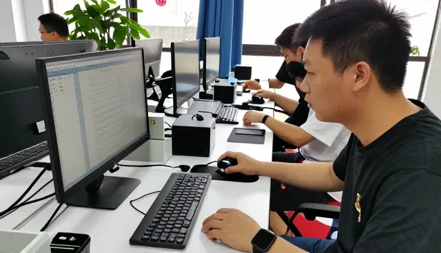 域名与服务器适合哪些应用环境？