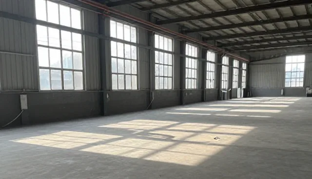 团队协作中沟通方式对项目进度的影响原因
